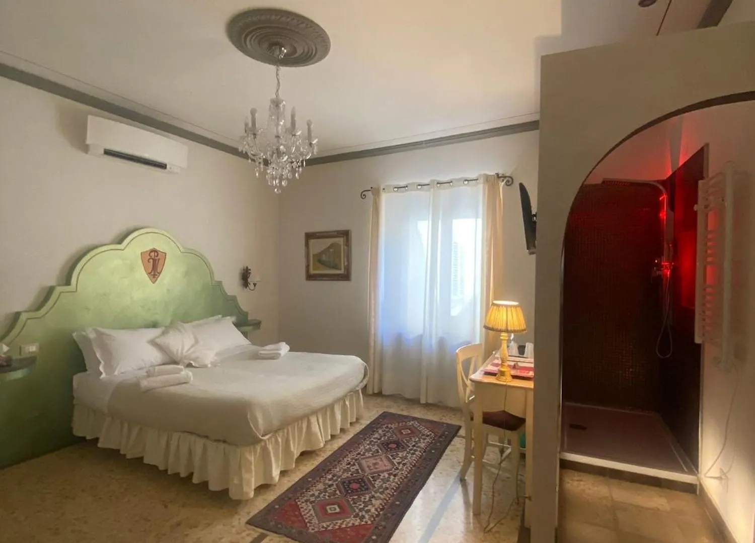 Palazzo Mari Suite & Rooms B&B Montevarchi 3*,