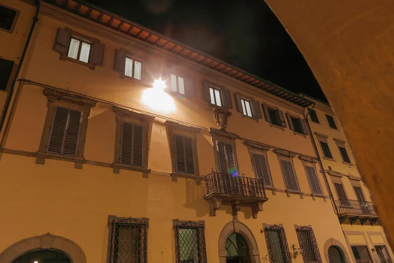 Bed & Breakfast Palazzo Mari Suite & Rooms B&B Montevarchi